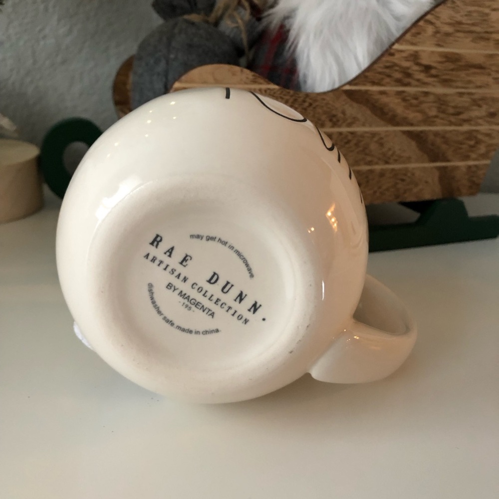 Rae Dunn POUR Pitcher - Picture 3 of 3